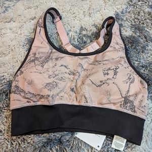 Fabletics bra